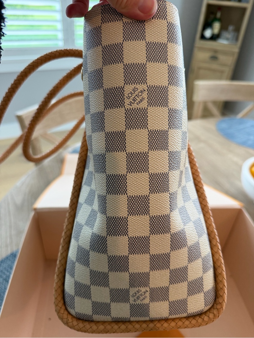 Louis Vuitton Propriano - Picture 12 of 14